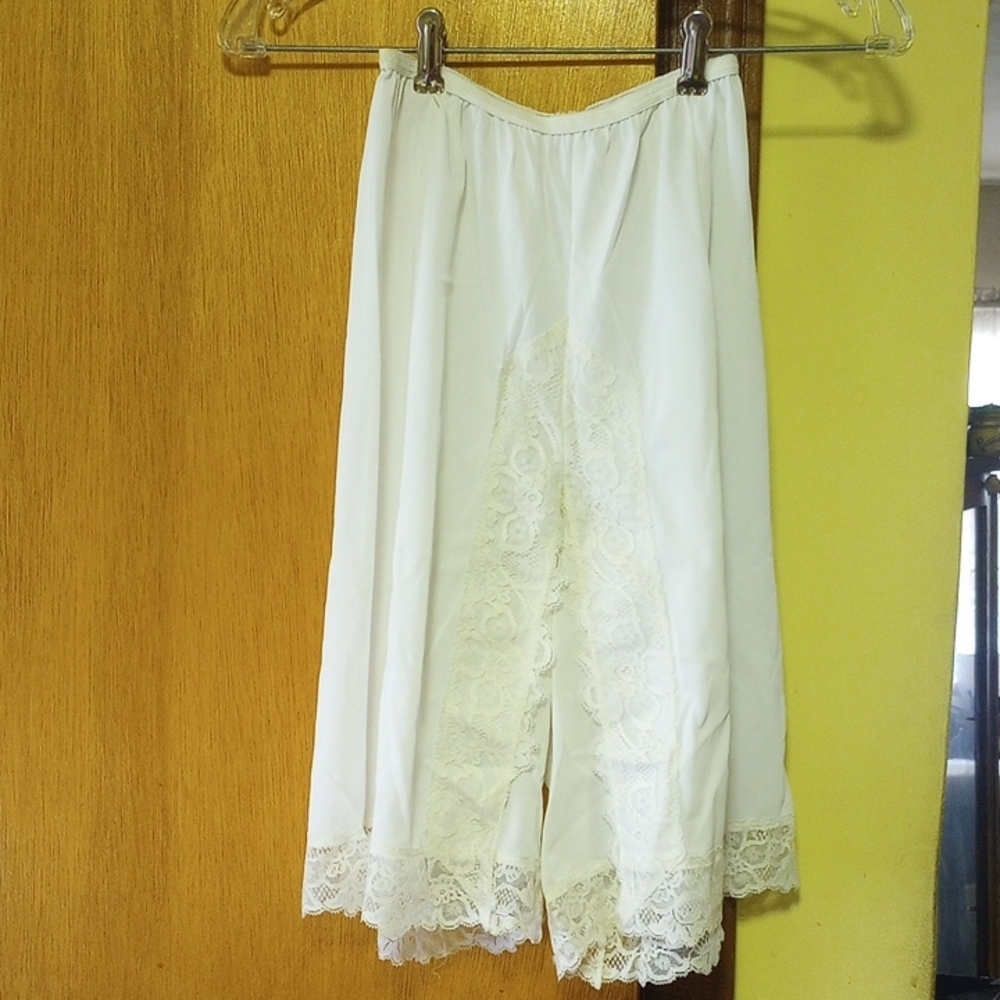 Mistee Medium Nylon & Lace White Panti-Slip, Divided Slip, Vintage
